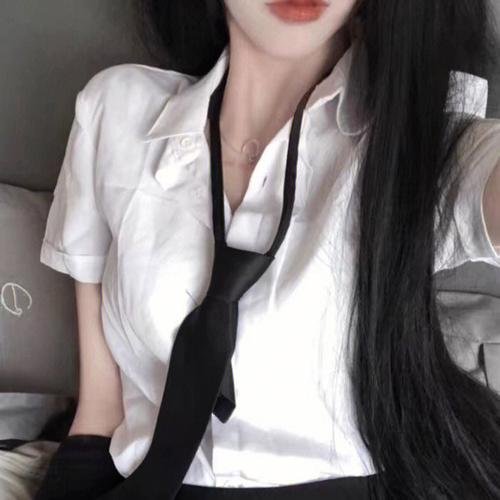 荒岛美女